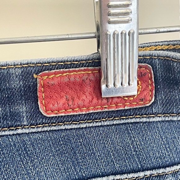 Classic AG Adriano Goldschmied cigarette stilt ankle jeans! - Picture 9 of 10